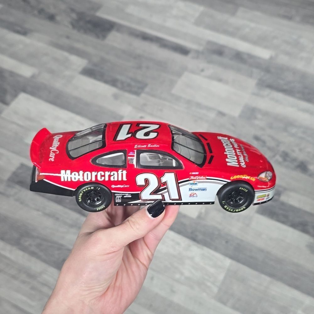 Diecast Model Car Motorcraft Quality Parts #21